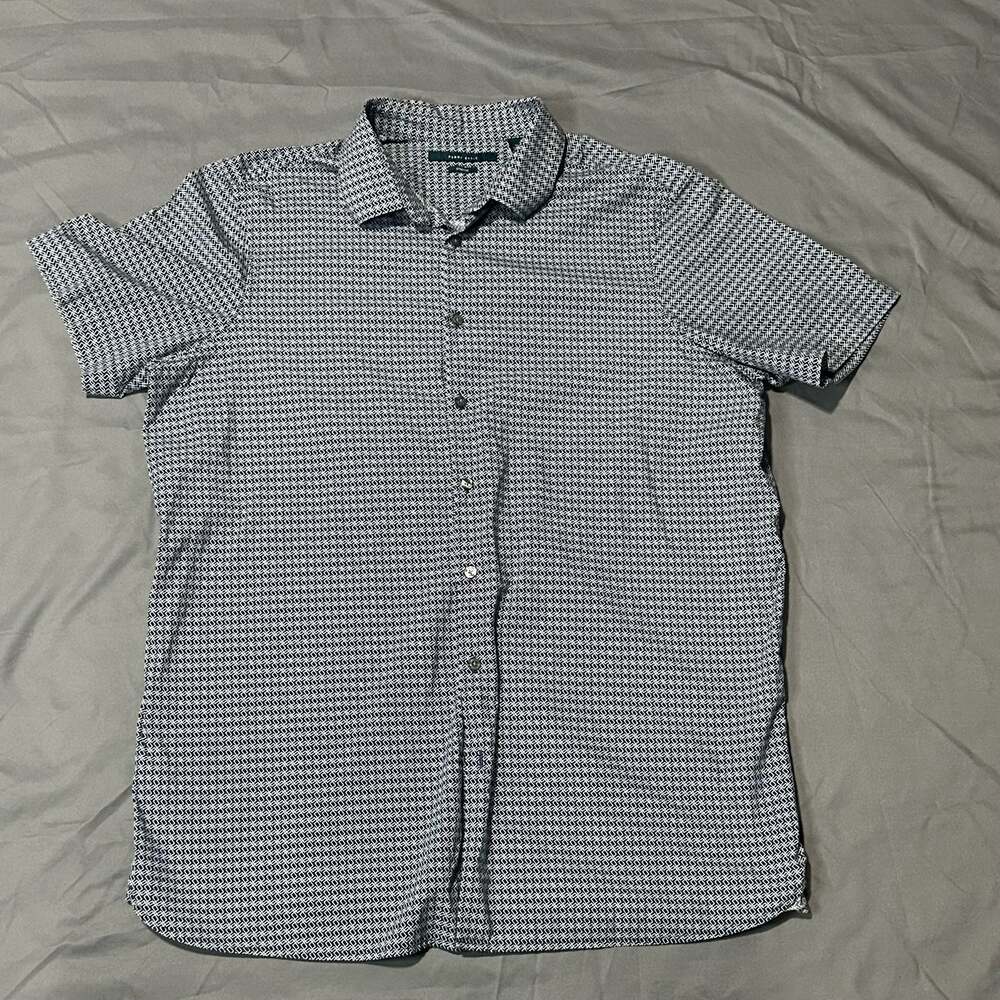Perry Ellis Men's Geometric Print Short Sleeve Button Down Stretch Shirt